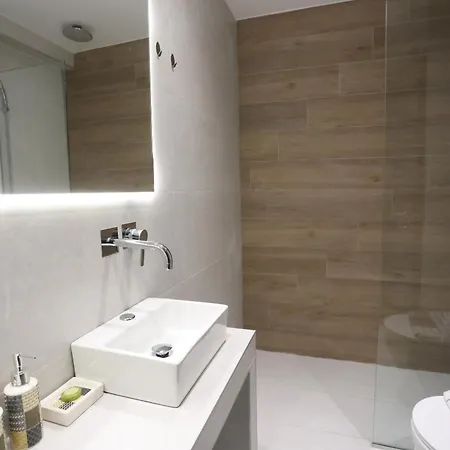 Artisan Executive Apartment